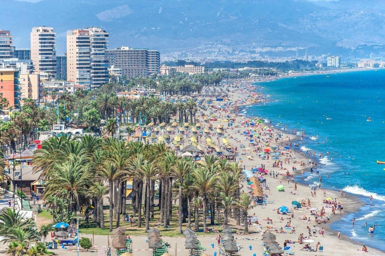 Carihuela Los Nidos - Segunda Linea De Playa - Excelente Conexion Wifi 토레몰리노스 외부 사진